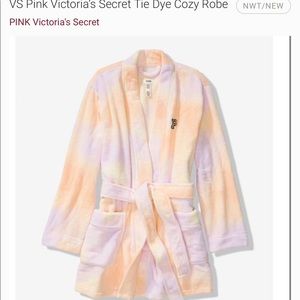 NWT Victoria’s Secret Tie Dye Plush Robe XS/S